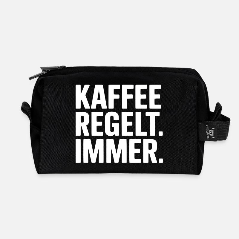 Kaffee regelt - Lustiger Spruch - Recycelte Kulturtasche - Schwarz