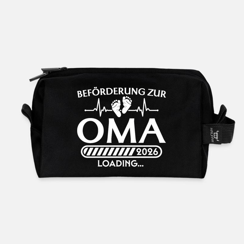 Beförderung zur Oma 2026 loading - Recycelte Kulturtasche - Schwarz