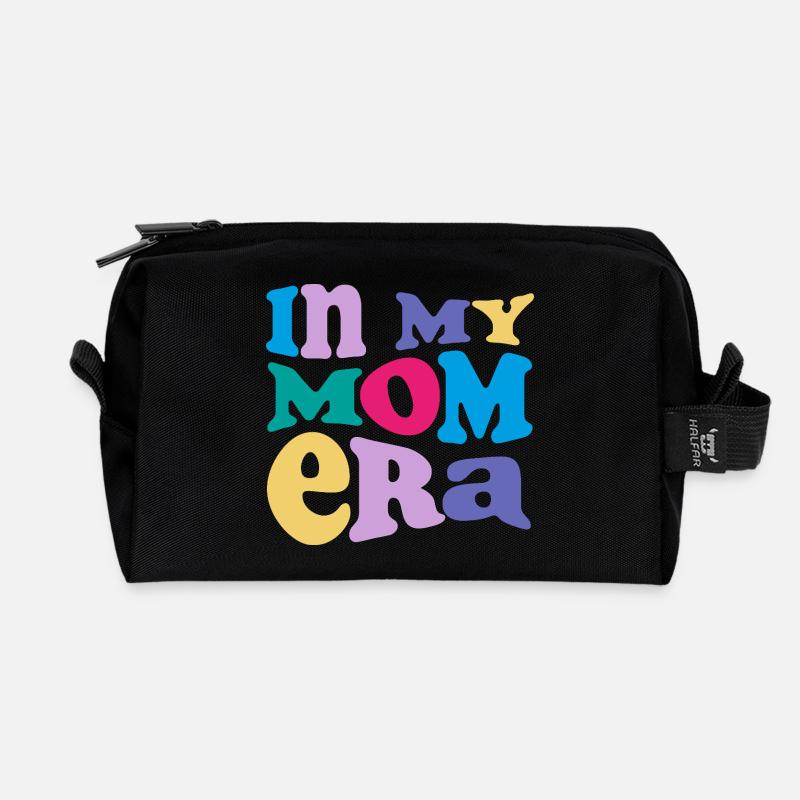 In My Mom Era – Bunte Mama-Vibes - Recycelte Kulturtasche - Schwarz