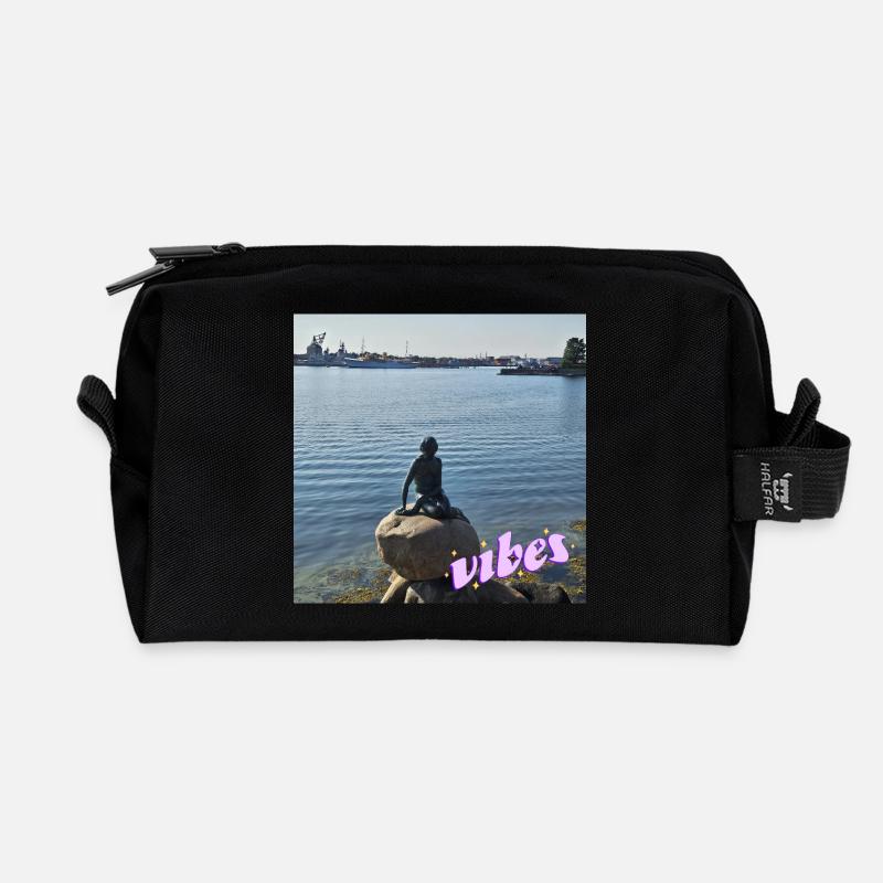 Ausstrahlung - Recycelte Kulturtasche - Schwarz