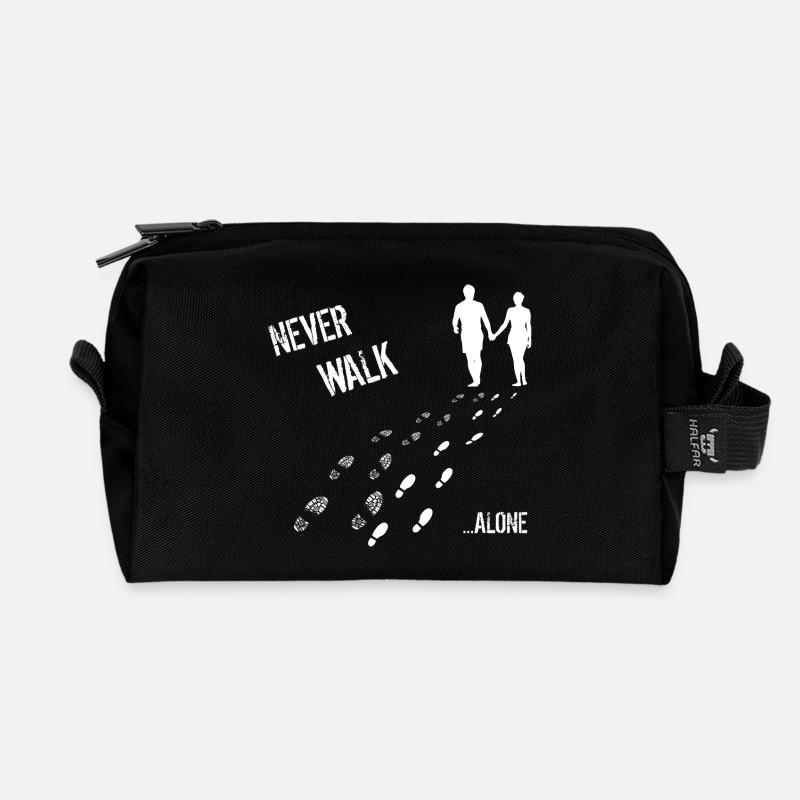 MANN UND FRAU NEVER WALK ALONE - Recycelte Kulturtasche - Schwarz