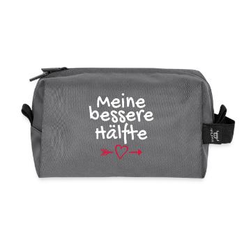 Valentinstag Partnershirt Meine bessere Hälfte - Recycelte Kulturtasche - Anthrazit - Vorne