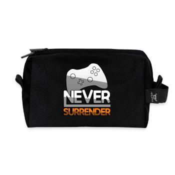 NEVER SURRENDER (Orange) + Controller - Gaming - Recycelte Kulturtasche - Schwarz - Vorne