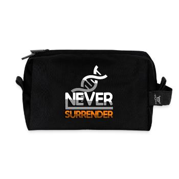 NEVER SURRENDER (Orange) + DNA - Gaming - Recycelte Kulturtasche - Schwarz - Vorne