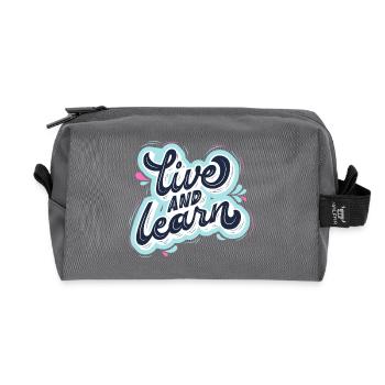 live and learn - Recycelte Kulturtasche - Anthrazit - Vorne