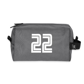 Trikotnummer 22 – Geschenk zum 22. Geburtstag - Recycelte Kulturtasche - Anthrazit - Vorne