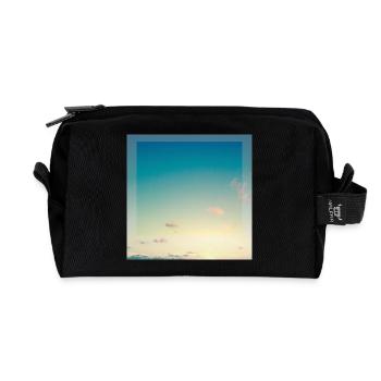 Himmel  - Recycelte Kulturtasche - Schwarz - Vorne