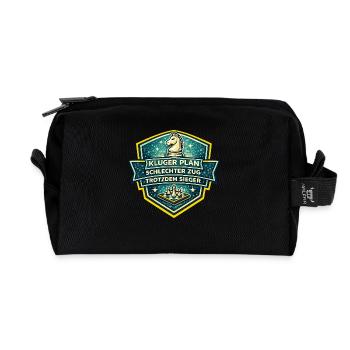 Schachheld Badge: Kluger Plan Sieger - Recycelte Kulturtasche - Schwarz - Vorne