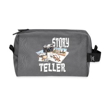 Story Teller - Recycelte Kulturtasche - Anthrazit - Vorne