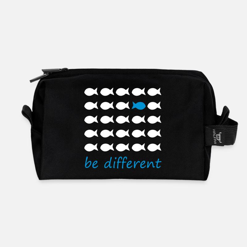 be different - Recycelte Kulturtasche - Schwarz