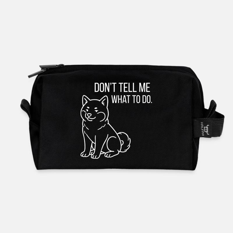 Shiba Inu Vibes - Klein, stolz, eigenwillig - Recycelte Kulturtasche - Schwarz