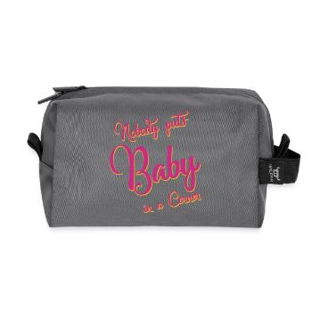 nobody puts baby in a corner - Recycelte Kulturtasche - Anthrazit - Vorne