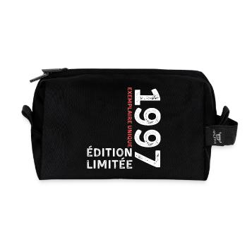 1997 vintage typographic style - Recycled Toiletry Zip Bag - black - Front