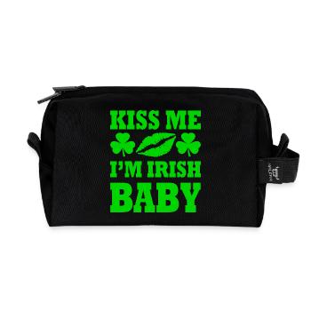 kiss me im irish baby - Recycled Toiletry Zip Bag - black - Front