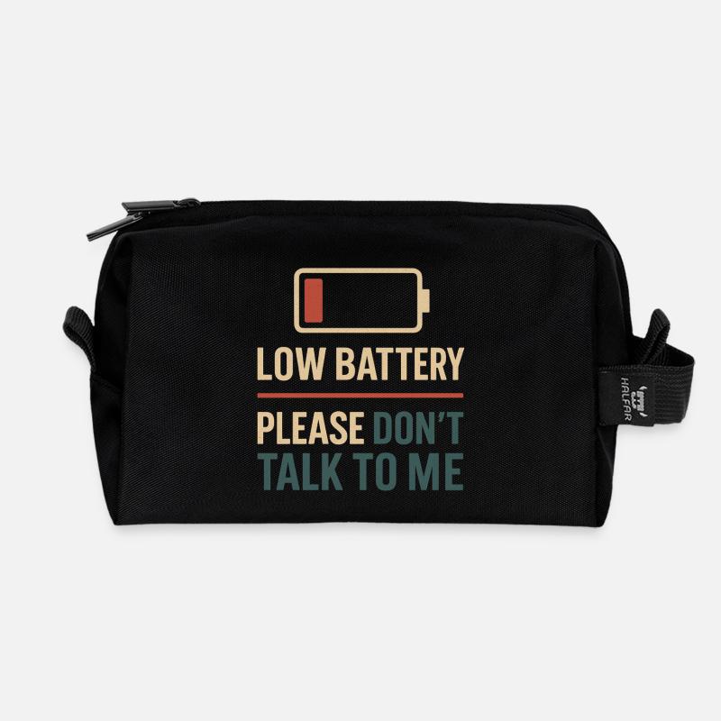Low Battery - Recycelte Kulturtasche - Schwarz