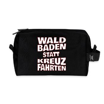 Waldbaden statt Kreuzfahrten - weiss - Recycelte Kulturtasche - Schwarz - Vorne