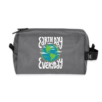 EARTH DAY SHIRT Climate Change Go Green T-shirt - Recycled Toiletry Zip Bag - anthracite - Front