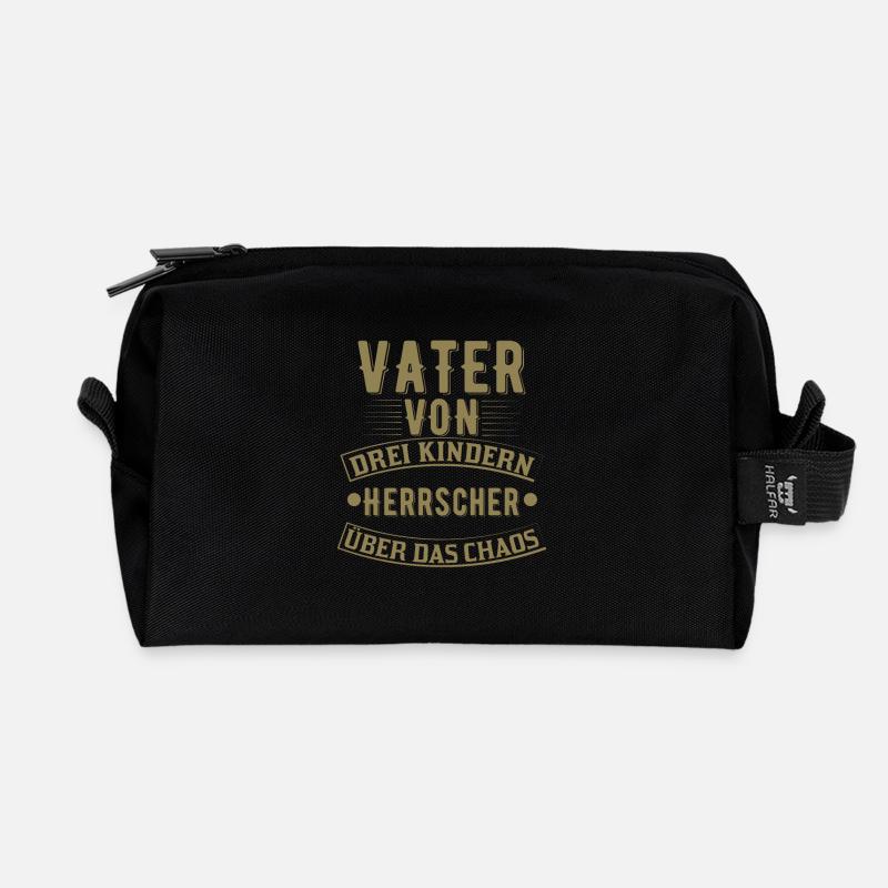 Vater von drei Kindern - Herrscher über das Chaos - Recycelte Kulturtasche - Schwarz