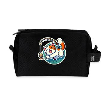Süße rotbraune weiße Katze spielt mit einer Katzenangelrute - Recycelte Kulturtasche - Schwarz - Vorne