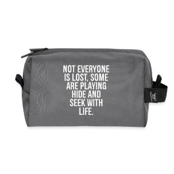 not everyone is lost some are playing hide, seek - Trousse de toilette en tissu recyclé - anthracite - Devant