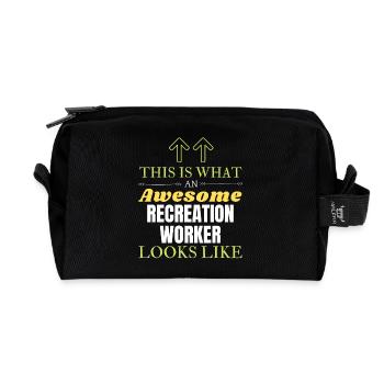This is What an Awesome Recreation Worker Looks Li - Recycled Toiletry Zip Bag - black - Front