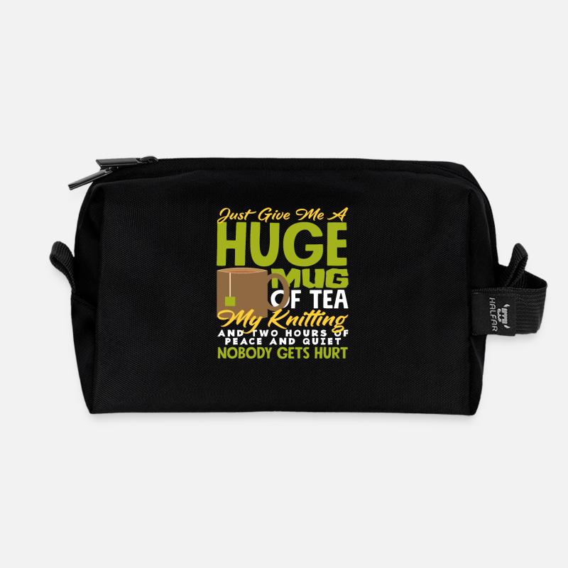 Knitting, tea and rest for harmony - Recycled Toiletry Zip Bag - black