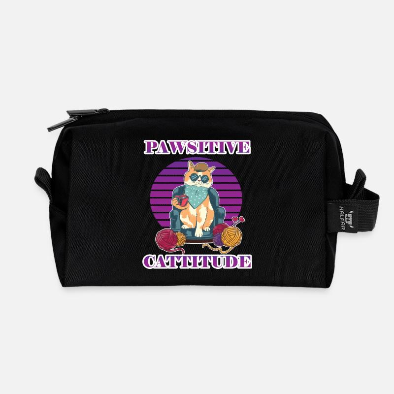 Pawsitive Cattitude - Recycelte Kulturtasche - Schwarz