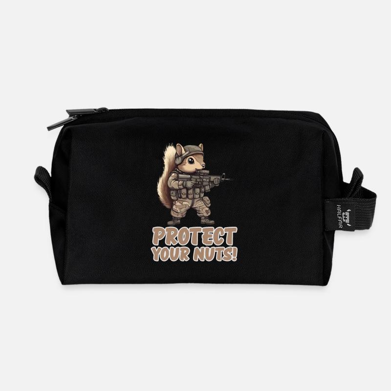 Beschütze Deine Nüsse Ninja Eichhörnchen - Recycelte Kulturtasche - Schwarz