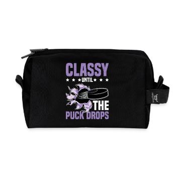 Classy Until The Puck Drops 32 - Recycelte Kulturtasche - Schwarz - Vorne
