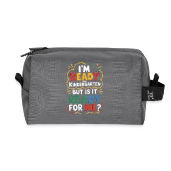 Funny Kindergarten Saying KiTa Humor - Recycled Toiletry Zip Bag - anthracite - Front
