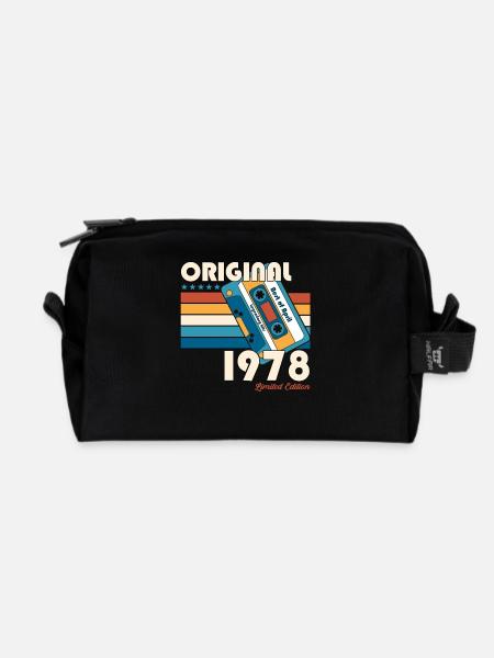 47. Geburtstag Legende April Jahrgang 1978 - Recycelte Kulturtasche - Schwarz