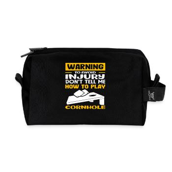Attention, évitez les blessures, joueurs de Cornhole - Trousse de toilette en tissu recyclé - noir - Devant