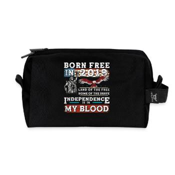 Born Free in 2019 - American Spirit at 6 - Recycled Toiletry Zip Bag - black - Front
