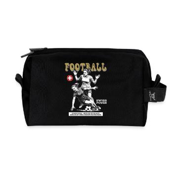 Kraft ohne Foul: Schweizer Frauenfußball Shirt - Recycelte Kulturtasche - Schwarz - Vorne