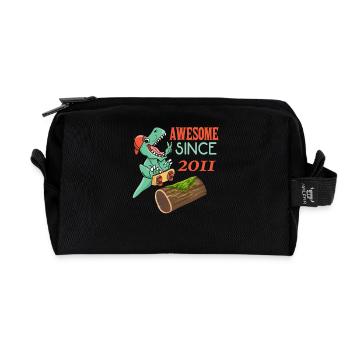 Dino Skater Geburtstag 2011 - Recycelte Kulturtasche - Schwarz - Vorne