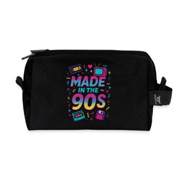 Made in the 90s - Recycelte Kulturtasche - Schwarz - Vorne