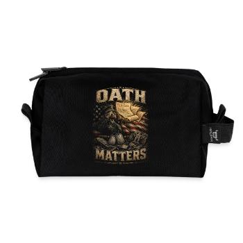 Veterans Day for Democrats Oath Matters - Recycled Toiletry Zip Bag - black - Front