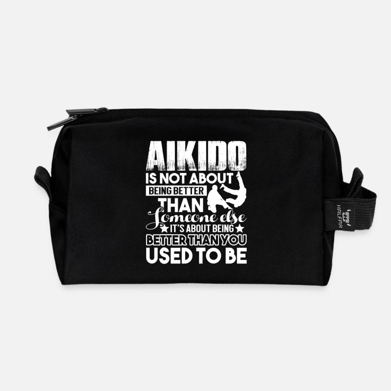 Aikido ist besser Aikido - Recycelte Kulturtasche - Schwarz