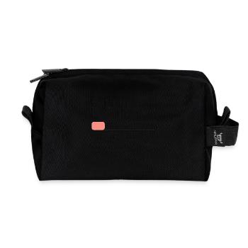 Patience Level Low – Ladebalken T-Shirt - Recycelte Kulturtasche - Schwarz - Vorne