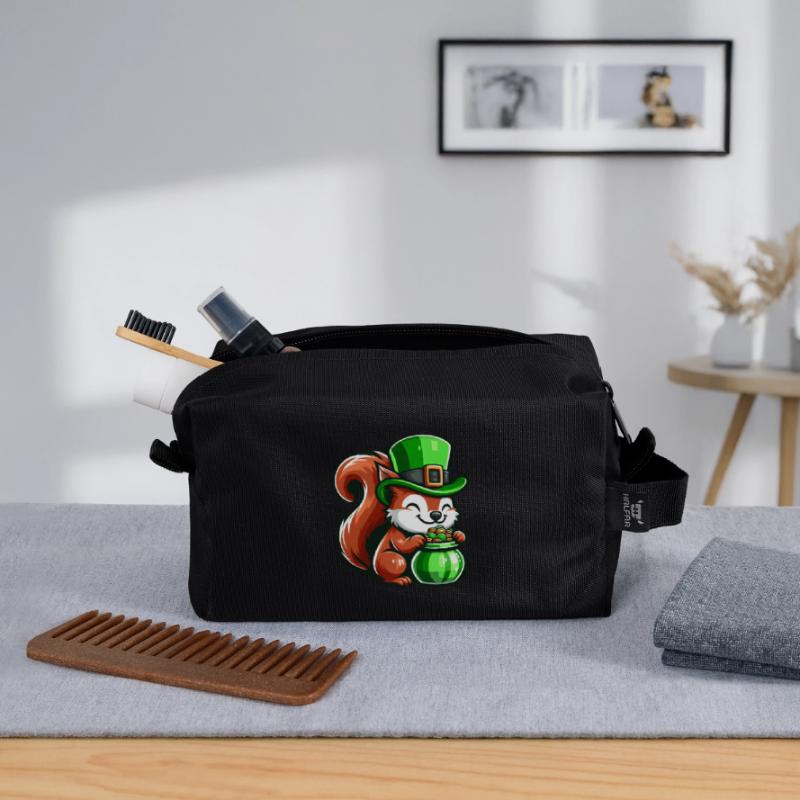 Conception de bande dessinée écureuil mignon de la Saint-Patrick Trousse de toilette en tissu recyclé