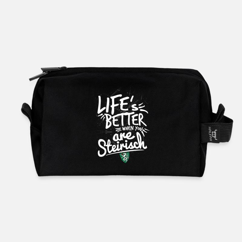 Life is Better Steirisch – Lebe das Lebensgefühl - Recycelte Kulturtasche - Schwarz