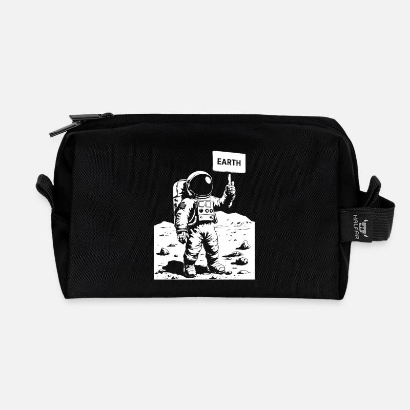 Astronaut on the moon holding a sign - Recycled Toiletry Zip Bag - black