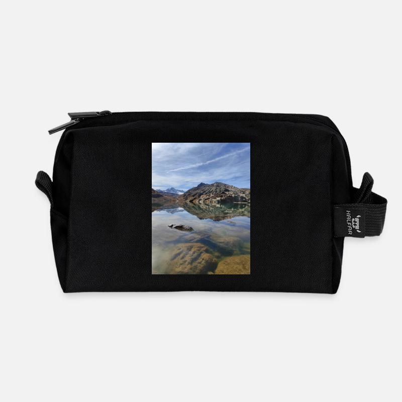 Bramant See - Recycelte Kulturtasche - Schwarz