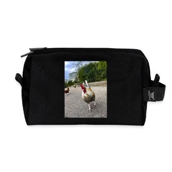 Bist du ein Huhn?? - Recycelte Kulturtasche - Schwarz - Vorne
