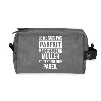 Nom de Famille - MULLER - Trousse de toilette en tissu recyclé - anthracite - Devant
