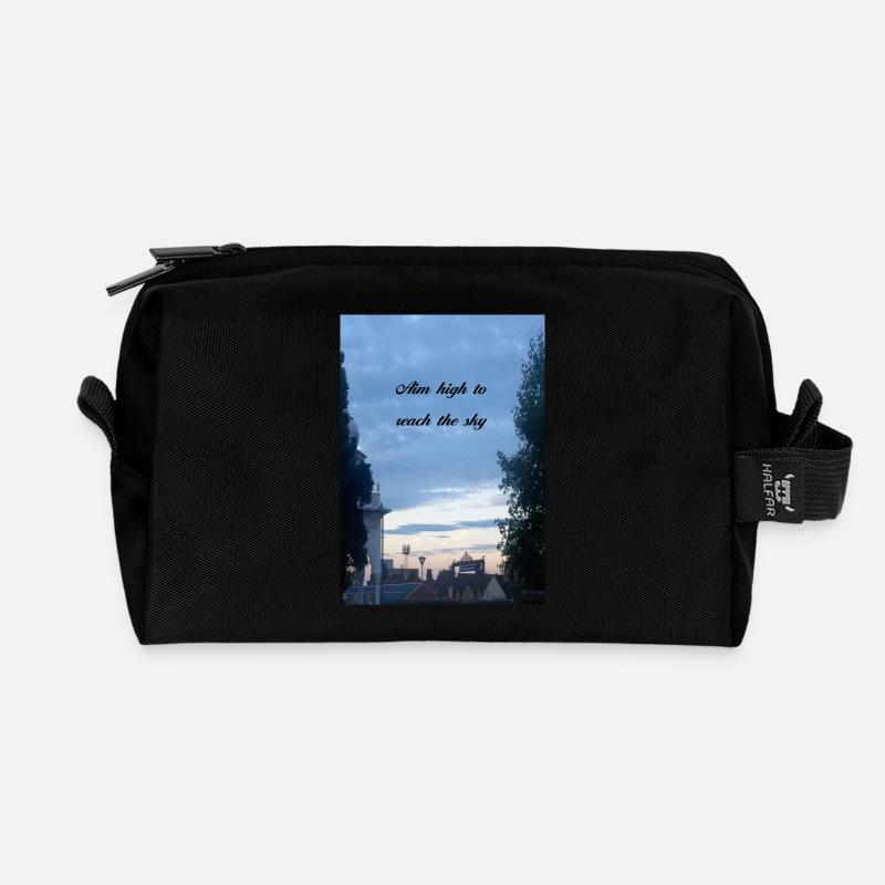 Setze dir hohe Ziele, um den Himmel zu erreichen - Recycelte Kulturtasche - Schwarz