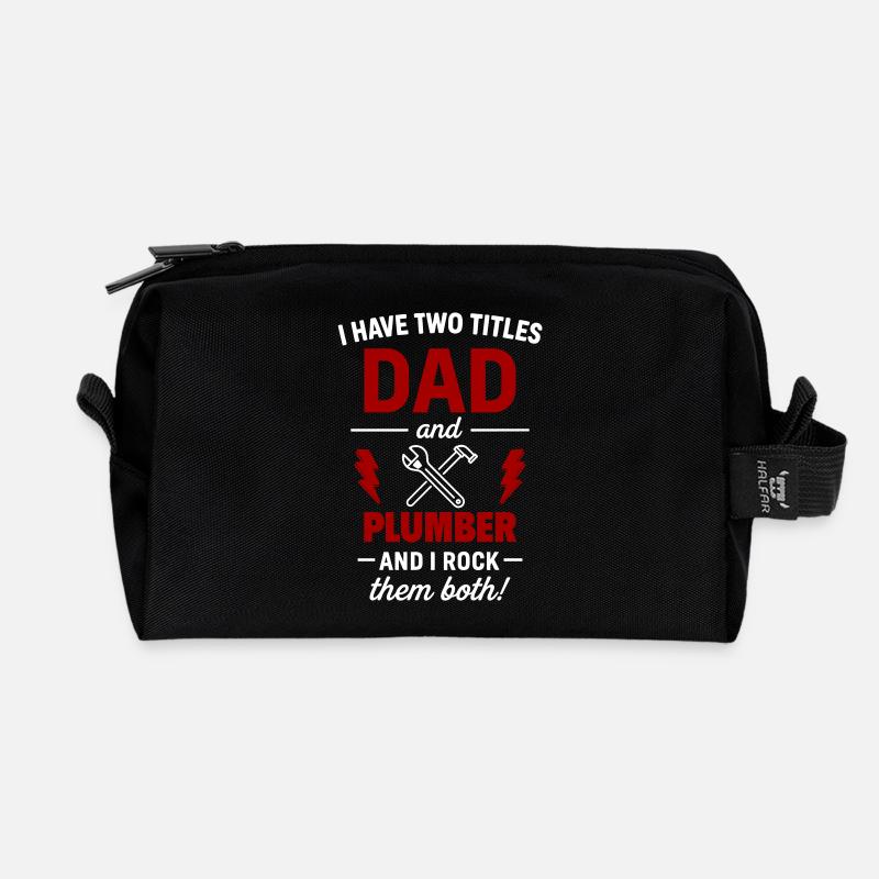 Dad and Plumber – Ich rocke beide Titel - Recycelte Kulturtasche - Schwarz