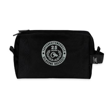 Tapferkeitsmedaille 25 Jahre Silberne Hochzeit - Recycelte Kulturtasche - Schwarz - Vorne