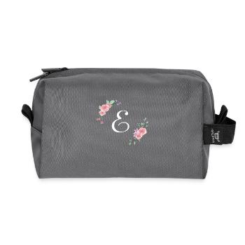 Rosa Blumenbuchstabe - Recycelte Kulturtasche - Anthrazit - Vorne