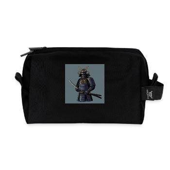Samurai: Die Seele des Kriegers - Recycelte Kulturtasche - Schwarz - Vorne